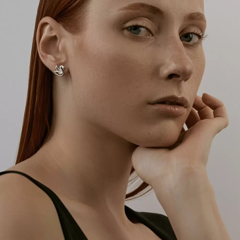 Серьги пусеты 94025966 серебро Лебедь_2